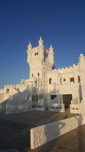 Snow White Castle Apartment